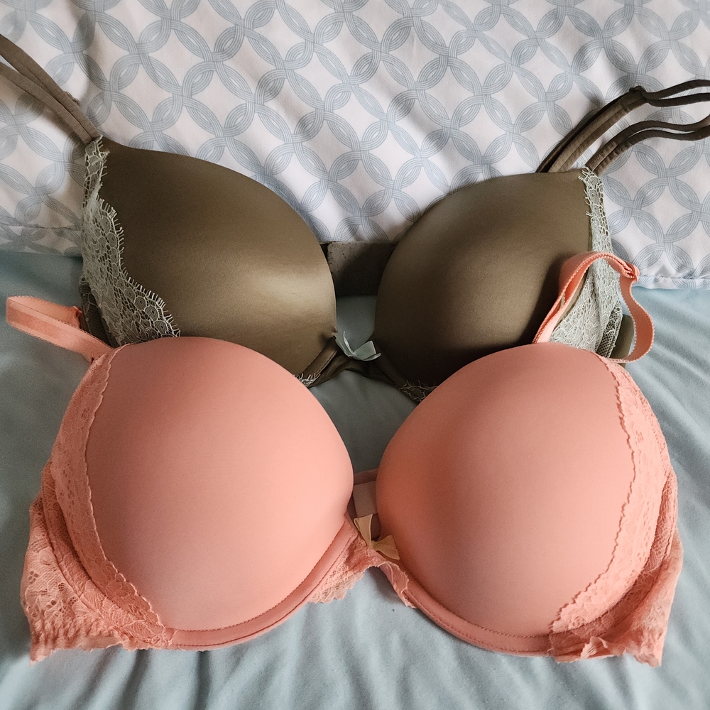 Victoria's Secret Peach and Olive Lace Bras